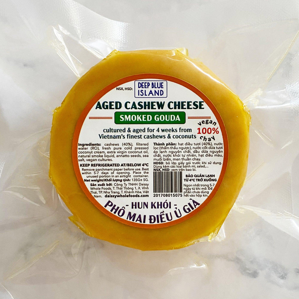 Aged cashew cheese - Smoked Gouda - Daissy Whole Foods