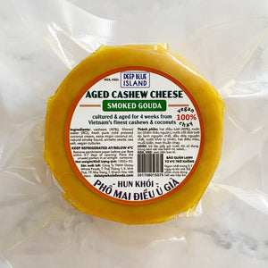 Aged cashew cheese - Smoked Gouda