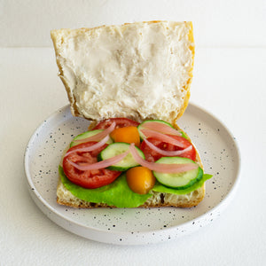Sandwich phô mai kem chay - Bánh mì men tự nhiên nguyên cám trắng